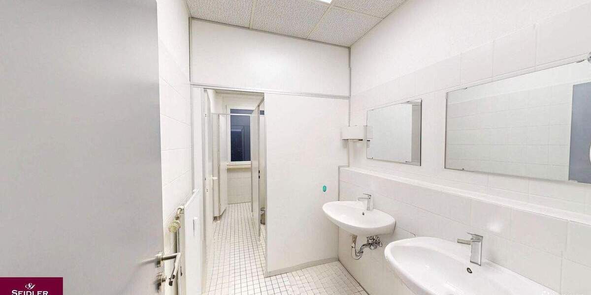 Gewerbeobjekt Freiburg im Breisgau Brühl - 5 Zimmer, 210 m&sup2;, 1.800&euro; | Angebot:24545502