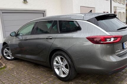 Opel Insignia 64.000 km 16.800 € Reute 79276