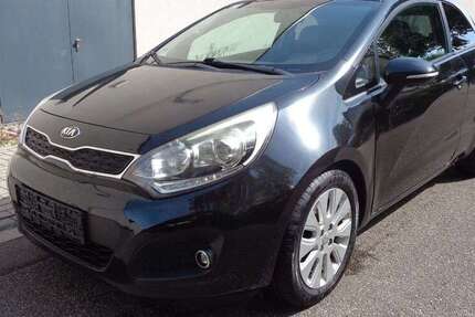 Kia Rio 251.500 km 2.890 &euro; Breisach am Rhein 79206