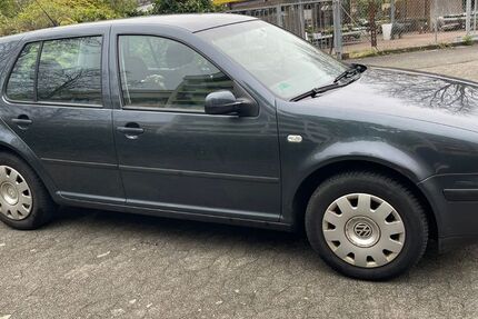 VW Golf 133.650 km 1.990 &euro; Freiburg 79100