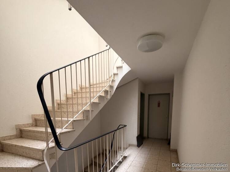 Etagenwohnung Freiburg Littenweiler - 2 Zimmer, 61 m&sup2;, 275.000&euro; | Angebot:26453810
