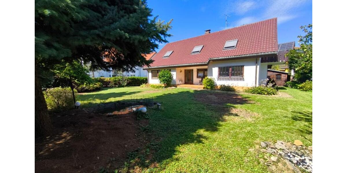 Einfamilienhaus Schallstadt - 7 Zimmer, 316 m&sup2;, 3.900&euro; | Angebot:23387059