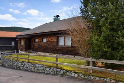 Haus Titisee-Neustadt Neustadt - 6 Zimmer, 175 m&sup2;, 360.000&euro; | Angebot:27076146
