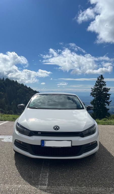 VW Scirocco 166.321 km 7.199 € Pfaffenweiler 79292