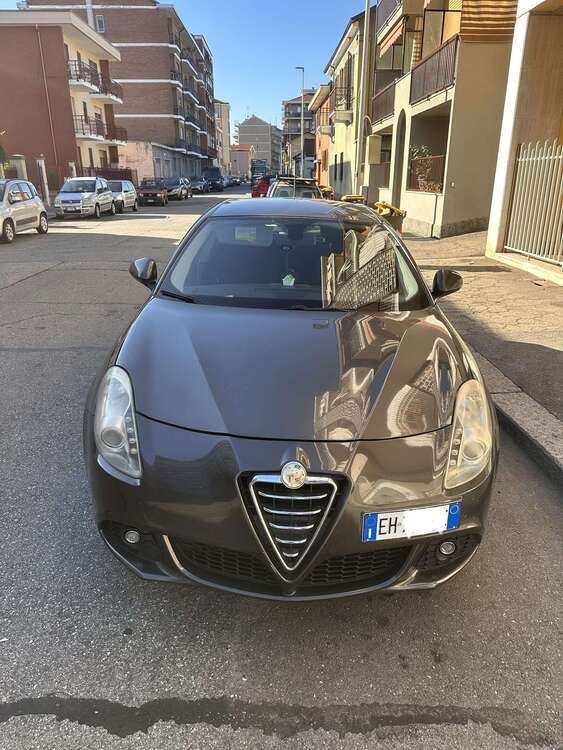 Alfa Romeo Giulietta 255.000 km 6.499 € Freiburg 79098