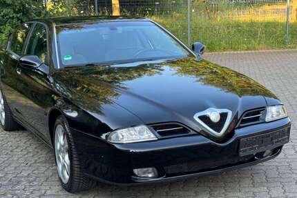 Alfa Romeo 166