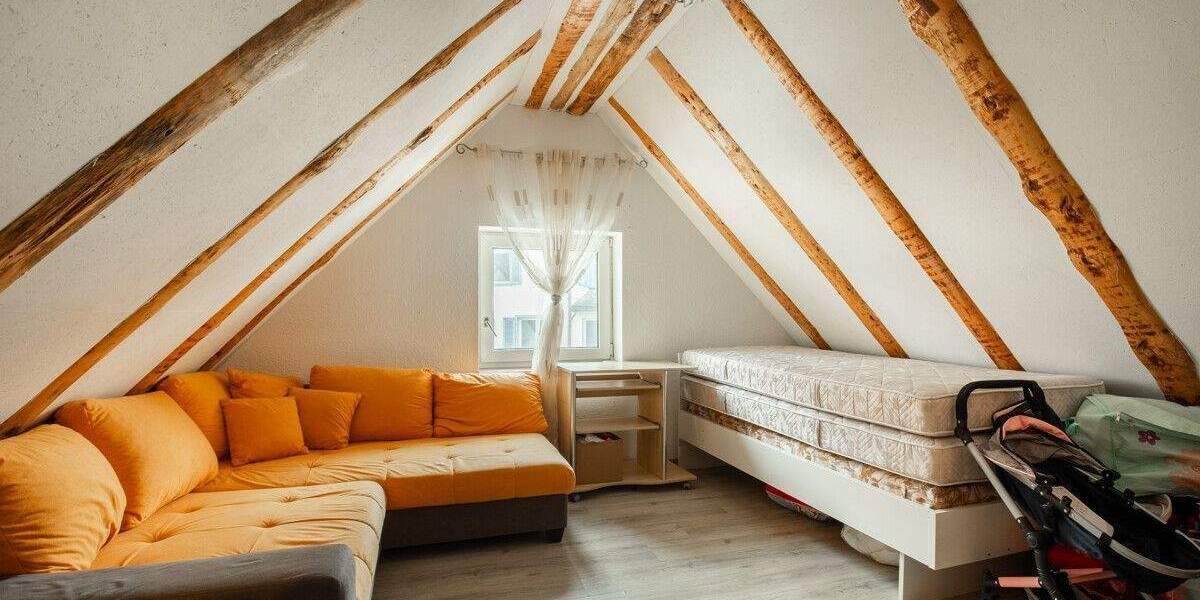 Mehrfamilienhaus, Wohnhaus Titisee-Neustadt Neustadt - 8 Zimmer, 152 m&sup2;, 399.000&euro; | Angebot:25797708