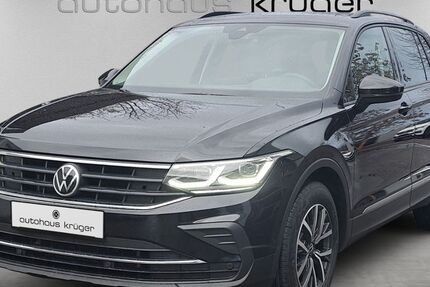 VW Tiguan 96.743 km 27.900 &euro; Bad Krozingen 79189