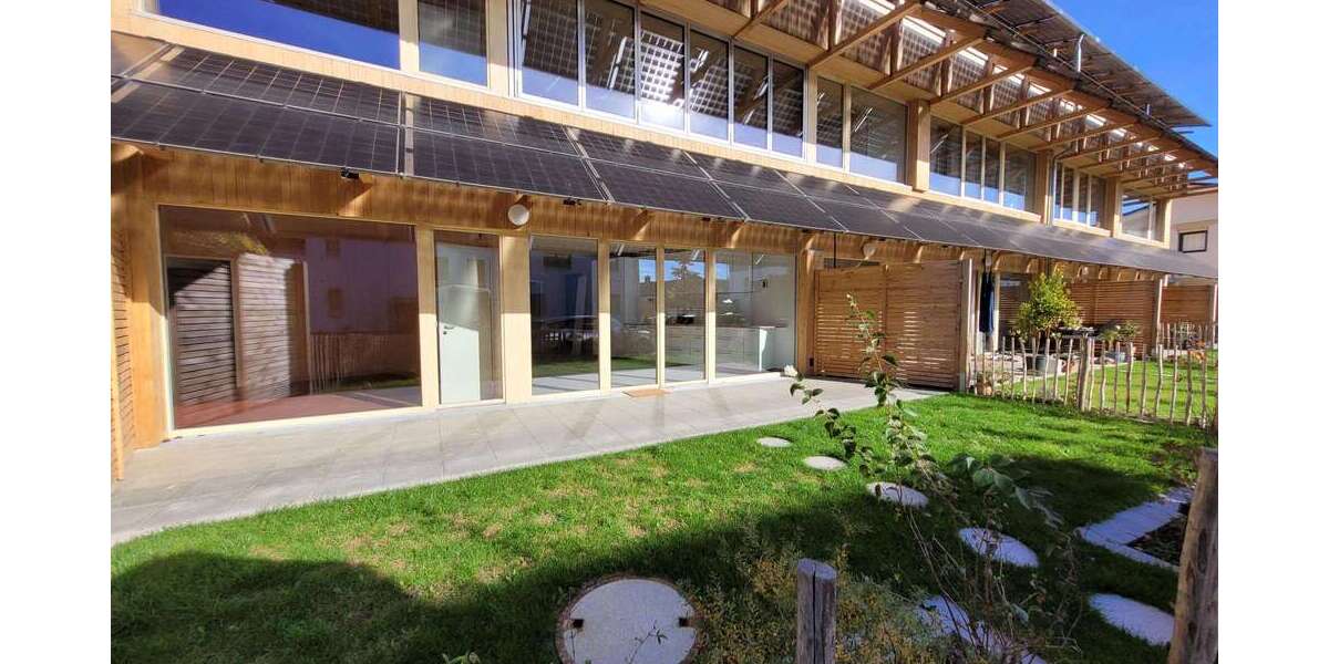 Etagenwohnung Ehrenkirchen - 3 Zimmer, 106 m&sup2;, 1.965&euro; | Angebot:25100645