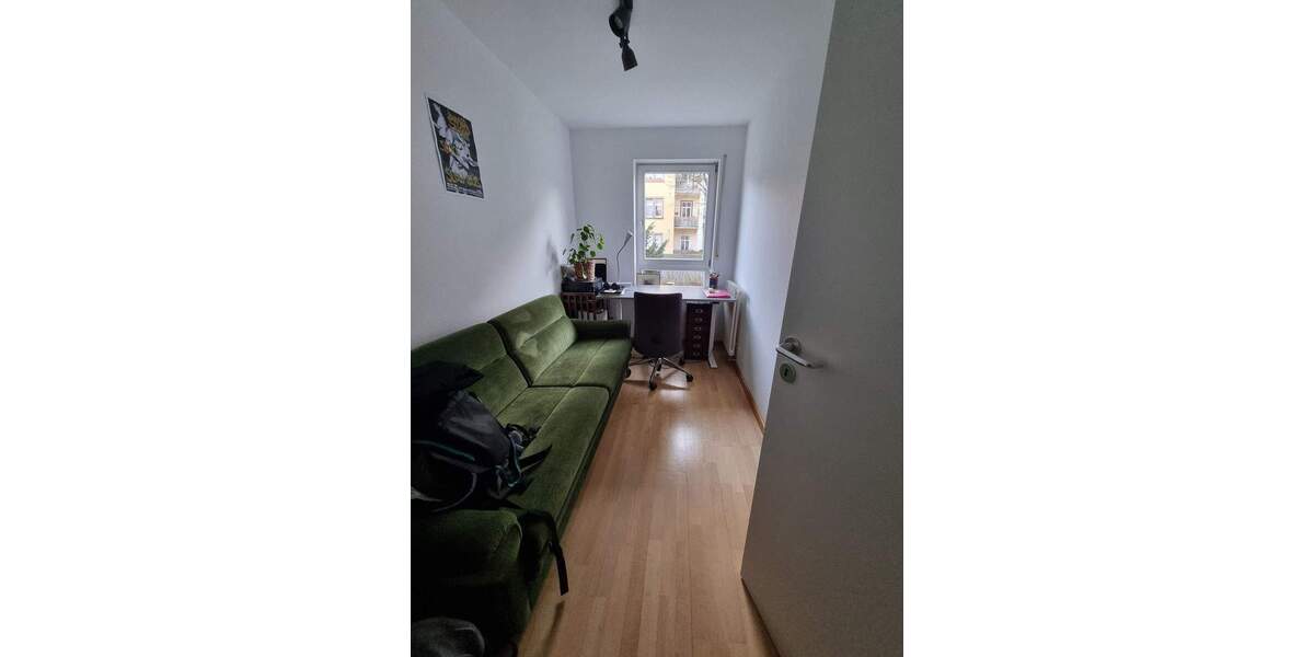Etagenwohnung Freiburg im Breisgau Stühlinger - 3 Zimmer, 92 m&sup2;, 540.000&euro; | Angebot:26723838