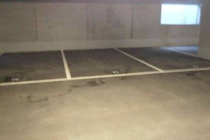 Tiefgaragenstellplatz - Krozingerstr. 58 -Freiburg-Weingarten zimmer