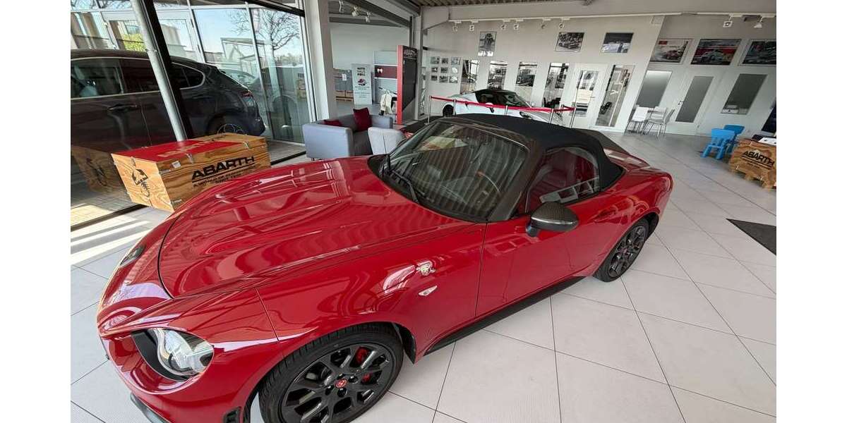 Abarth 124 Spider 12.710 km 29.990 &euro; Auggen 79424