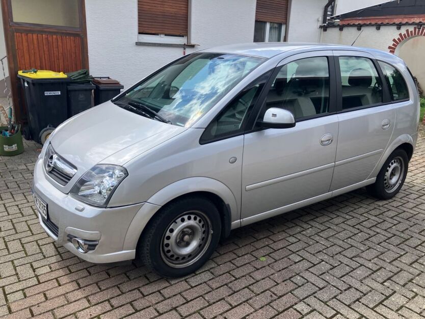 Opel Meriva 130.650 km 2.990 € Buggingen 79426