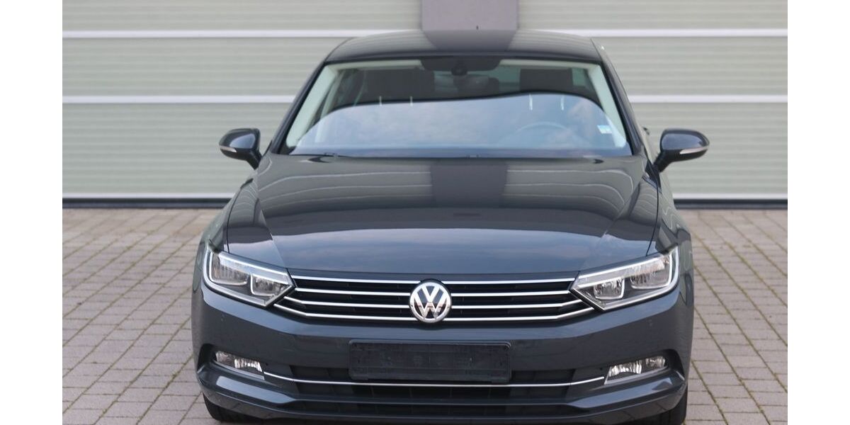 VW Passat 55.200 km 12.890 &euro; Kenzingen 79341
