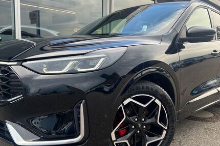 Ford Kuga 3.900 km 36.900 € Titisee Neustadt 79822