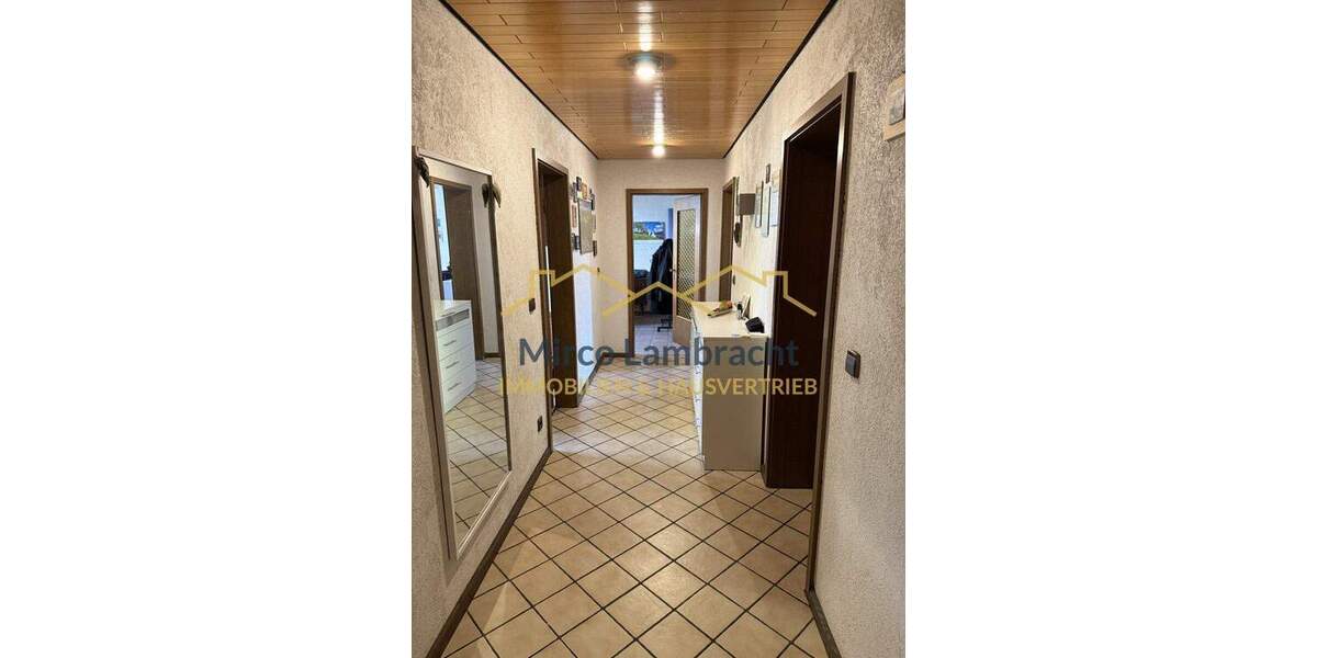 Etagenwohnung Breisach am Rhein Breisach - 3 Zimmer, 107 m&sup2;, 355.000&euro; | Angebot:25728500